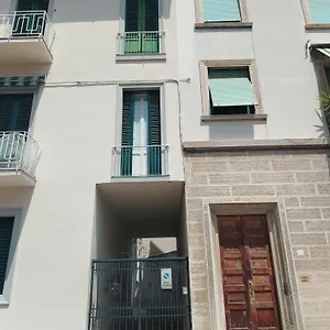 celeste-apartment-san-frediano.it-tuscanyhotel.com/